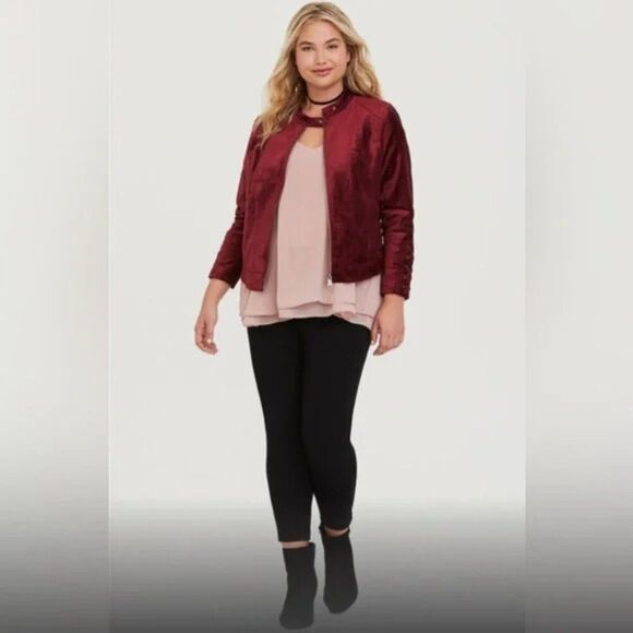 Torrid Jacket Size 4 4X Moto Burgundy Velvet Jacket NWOT - Picture 4 of 16